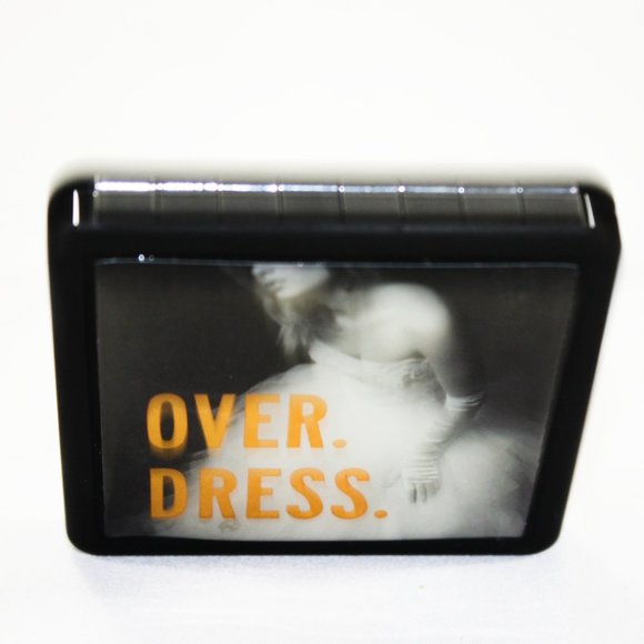 Demdaco Oh My Chic Pocket Mirror 2.75" x 2.75" - Picture 2 of 4